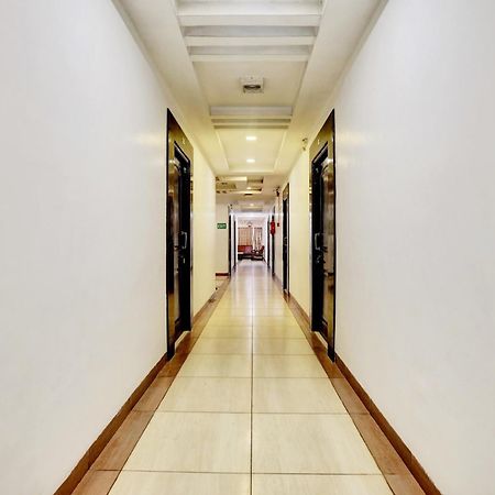 Hotel Townhouse Eluru Extérieur photo